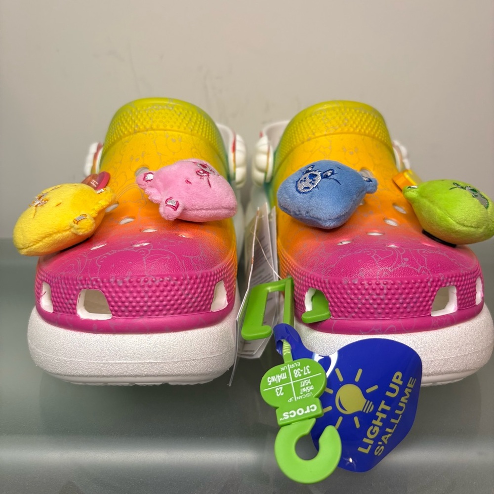 New CROCS x Care Bears Crush Clog Light On Women's Size 7 Rainbow Pink Yellow - Picture 3 of 10
